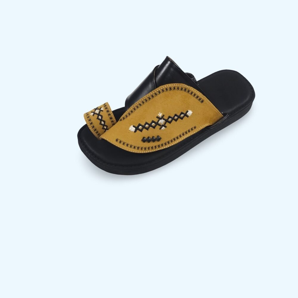 Yellow embroidered Shoes for men - Image 4